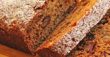 Delicioso bolo integral de trigo com frutas