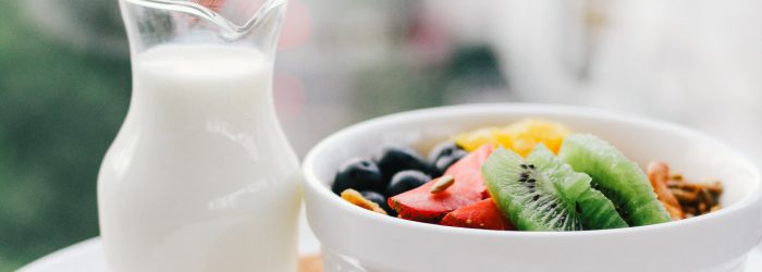sintomas de intolerância a lactose